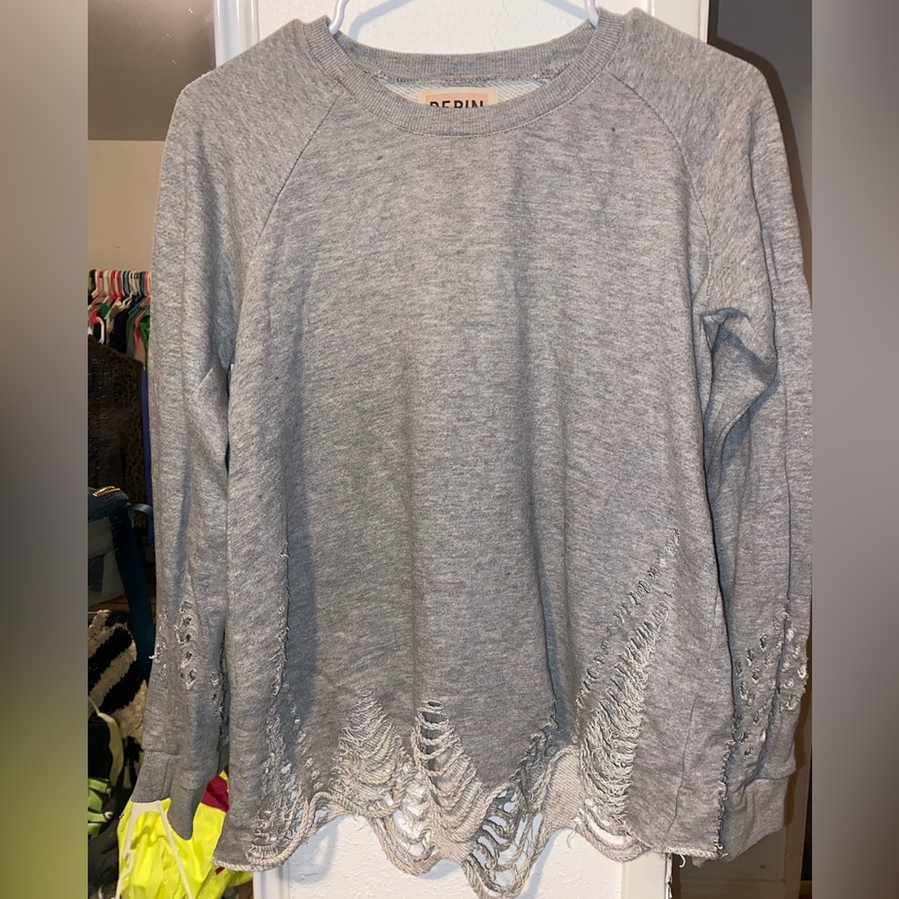 Pepin Crewneck Cutout‎ Distressed Grey Sweatshirt